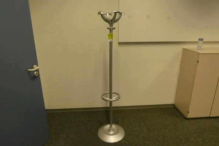 Garderobenständer
